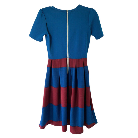 Womens Small Fit & Flare Dress Burgundy Red Blue‎ Short Sleeve Pockets - Picture 2 of 6